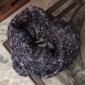 GAP Chunky Infinity Scarf Wool Blend